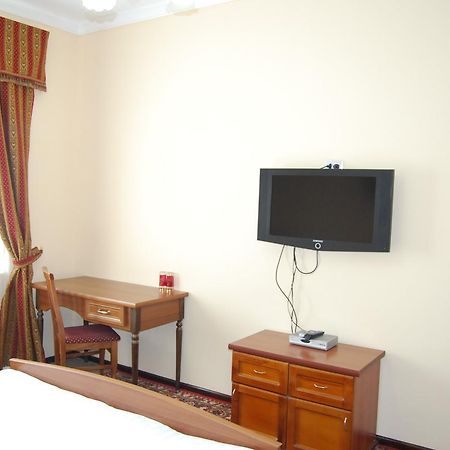 Hotel Crown Taškent Exteriér fotografie